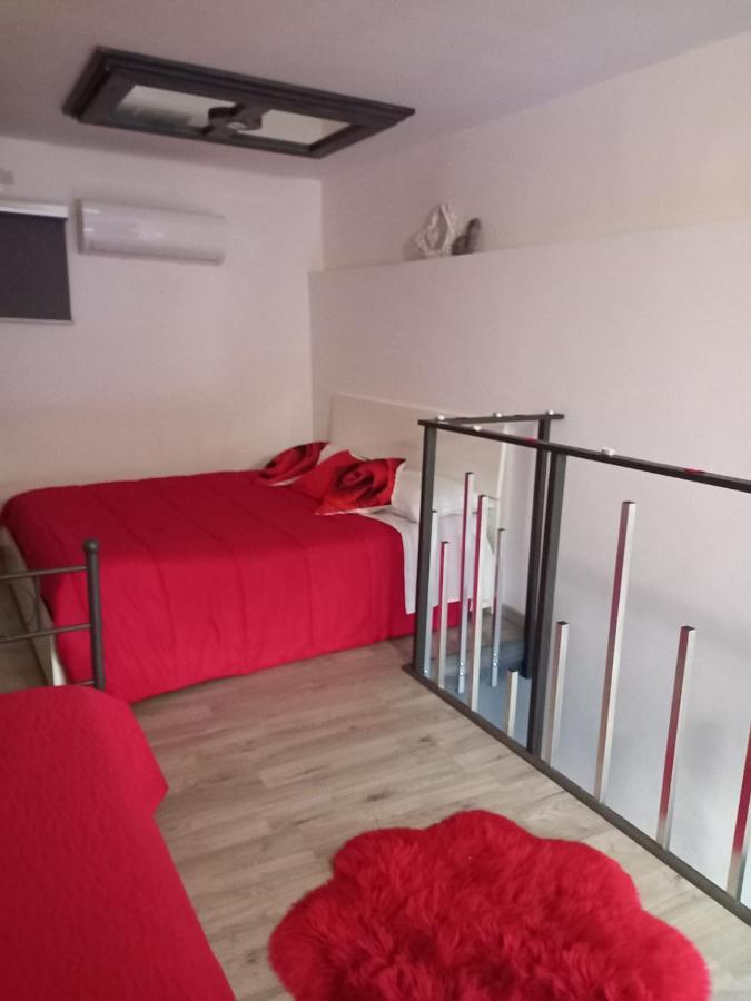 Suite Holiday House Bonaccorso Catânia Exterior foto